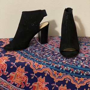 Lauren Conrad Chunky Heel (Black)